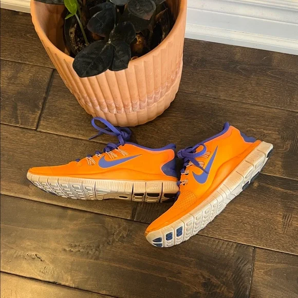 Neon Orange Nike Free Running Shoes - Picture 5 of 7